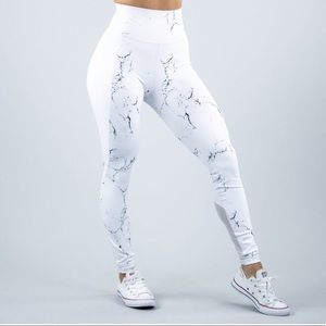 BuffBunny Marble Leggings New
